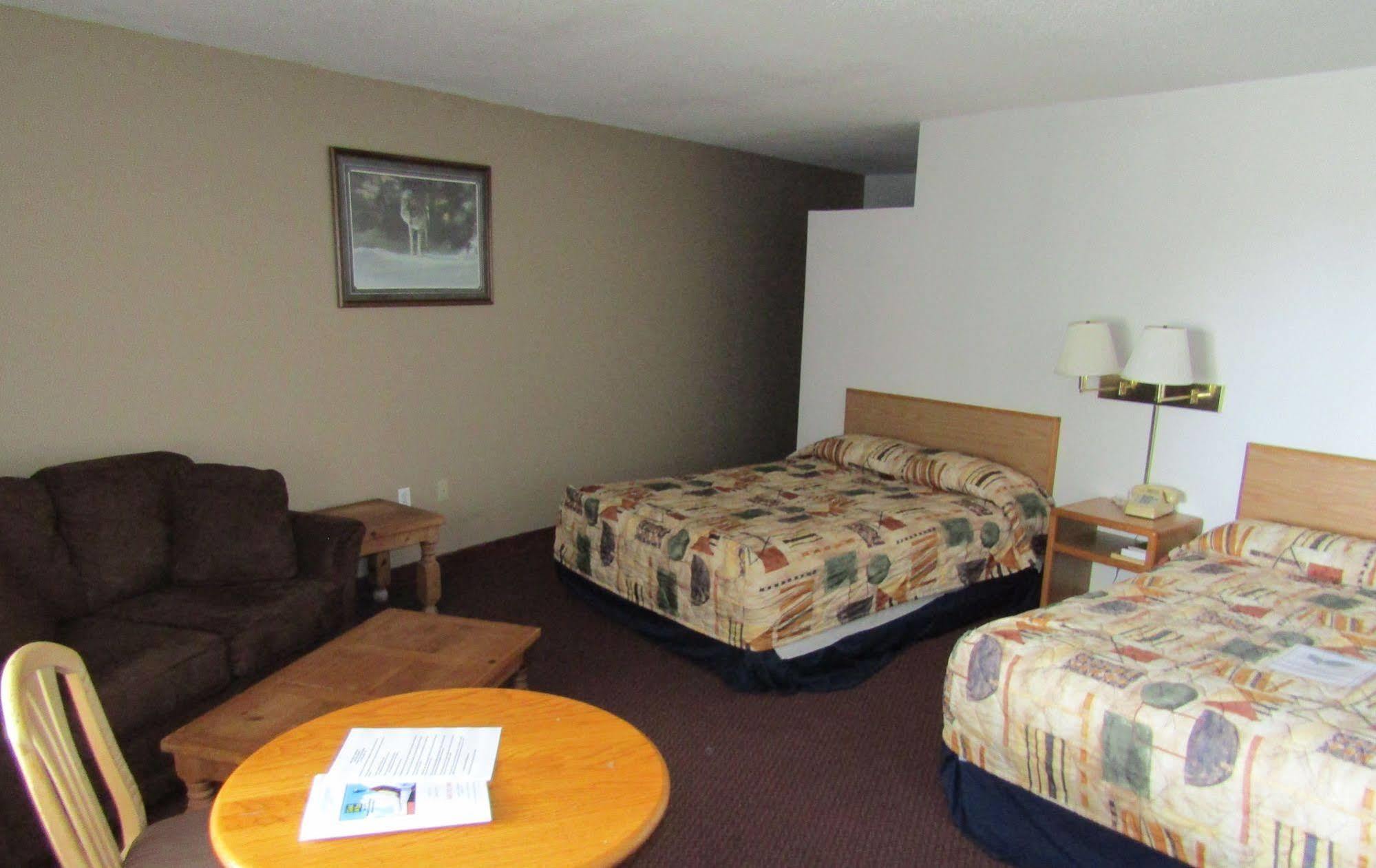 Huron Dakota Inn מראה חיצוני תמונה
