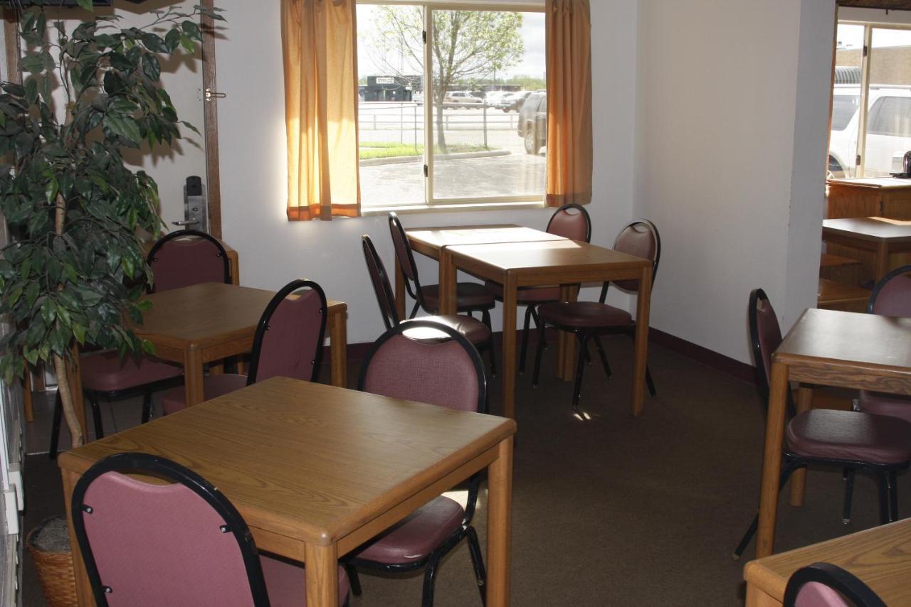 Huron Dakota Inn מראה חיצוני תמונה